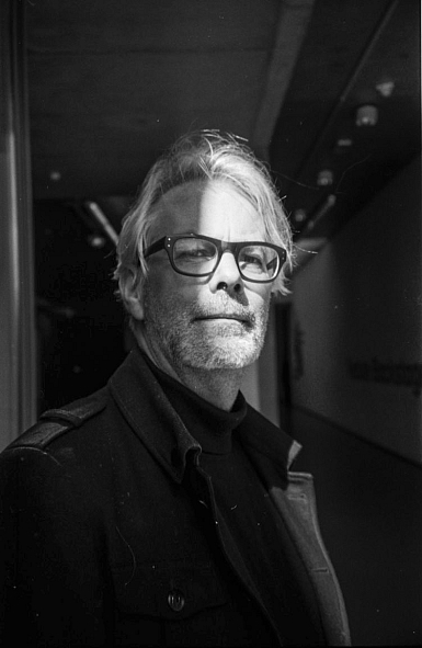 Wim van Sinderen, curator van Fotomuseum Den Haag